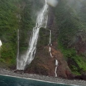 伊豆諸島８島制覇の旅《後編》　八丈島・御蔵島・三宅島・伊豆大島４島めぐり　１０回目　御蔵島
