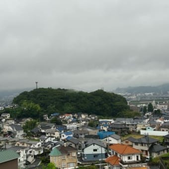 6月雨の中に終わる