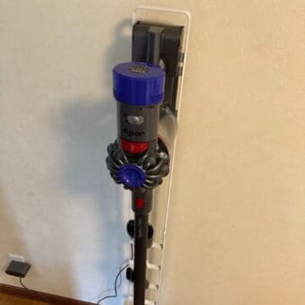 Dyson コードレスクリーナー V7 Slim