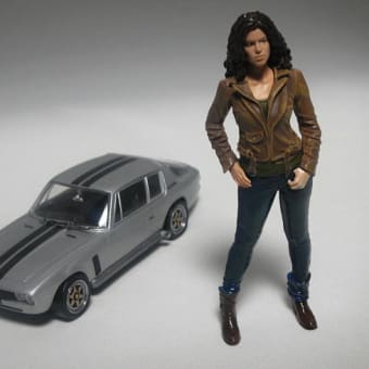 1/18ワイルド・スピード６　レティ・オルティスと1/43ジェンセン・インターセプター 