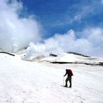 【大雪山国立公園・旭岳情報】旭岳自然保護監視員業務、始まってます