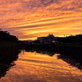 函館夕焼け〜五稜郭お堀