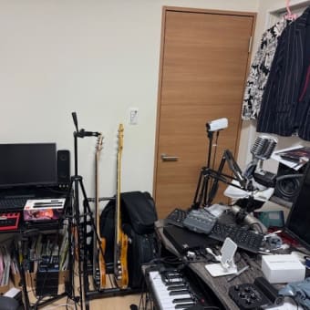 今の音楽部屋のドア側　k-hashii-japan　2024年11月27日