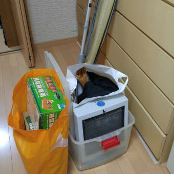 見えない所は片付けない主義。