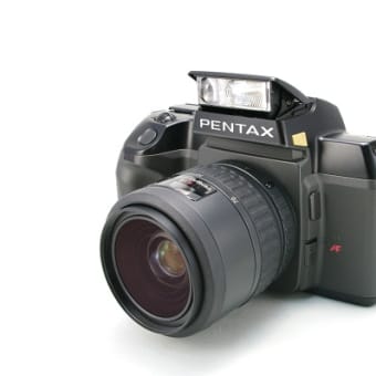 ピッカリコニカ・コニカＣ３５ＥＦが創生したストロボ搭載カメラ市場