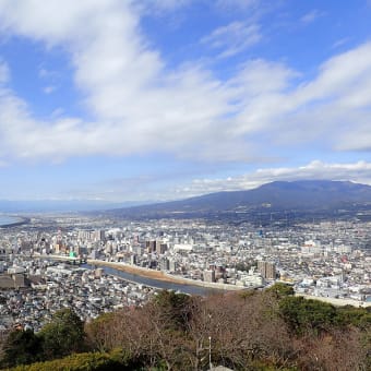 今日は、香貫山に登って来ました。