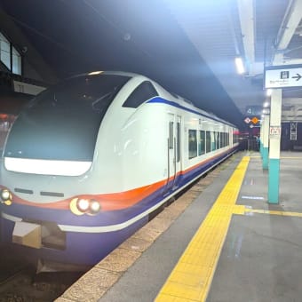 【SLばんえつ物語】に乗って、会津若松から新潟の新津へ！　森と水と大正ロマンの鉄道の旅🚃
