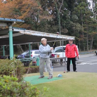 初の団体戦で和気あいあい　第３回パークゴルフ大会