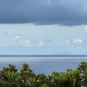 藍ケ江の海✨5月16日(金)🌤️ 今日もベタ凪です😳青ヶ島🏝️