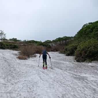 赤岳で雪渓滑り　令和7年6月21日（土）