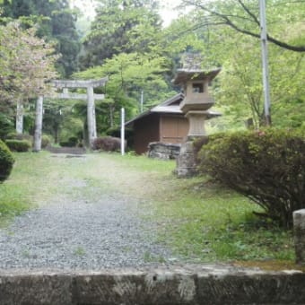 熊野神社の階段付近