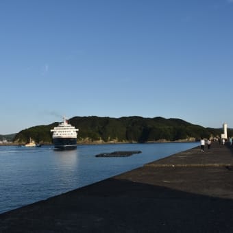 にっぽん丸（あしずり港入港）など（１日目）、四万十テツなど（２日目）で高知をうろうろドライブ！