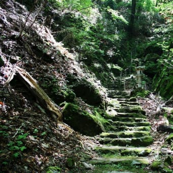 奥山愛宕神社　　三重県伊賀市勝地大坪