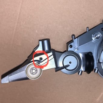 TRANSFORMERS OPTIMUSPRIME 第４号『８ year old’s feet』
