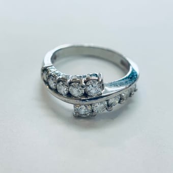 スイートテンダイヤモンドの指輪をサイズ直し