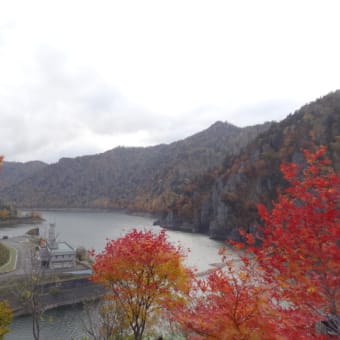 豊平峡ダムの紅葉