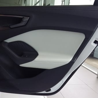 【新型A5生産初期グローバル限定モデル】アウディ・新型A5 edition one 展示 in Audi富山
