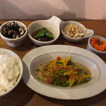 ひとりランチ
