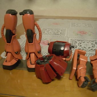 ＭＧ　シャア専用ザク　製作日記①