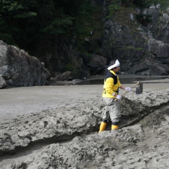 嘉徳川　河口閉塞を開削する　つづき