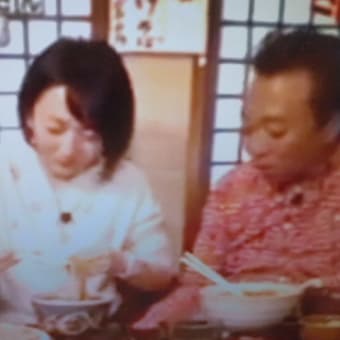 築地で飯タイムは…