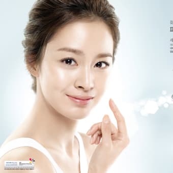 【HERA画像】 『HERA White Program 』 POSTER