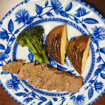 トーノチャイナの食器セット