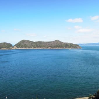 昨日は日本のエーゲ海（白崎海岸）