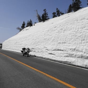 蔵王エコーライン・雪の回廊ツーリング