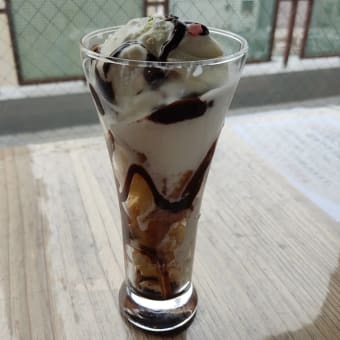 今年もパフェはじめました