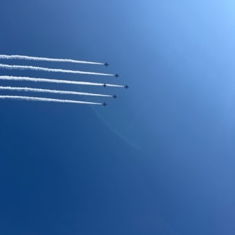 ブルーインパルス