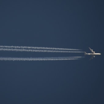 空を駆ける飛行機たち（２０２５年５月４日）