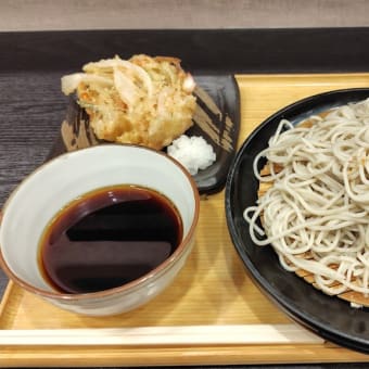 界隈・小諸そば で かき揚げせいろ