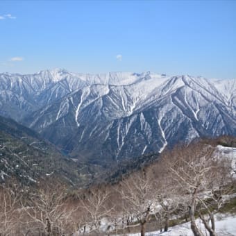 伏見岳・ピパイロ岳・１９１１　2014年5月10日～5月11日　二日目