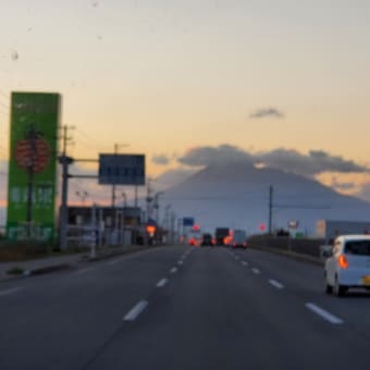 本日の夕暮れ🌆