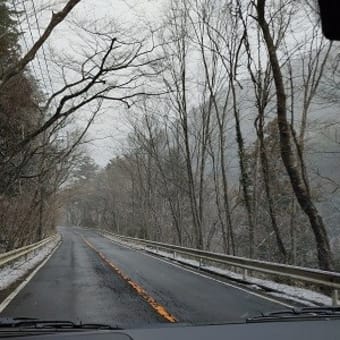 アウトレットと、雪の舞う乙女の滝【２０２４年・栃木那須旅行】