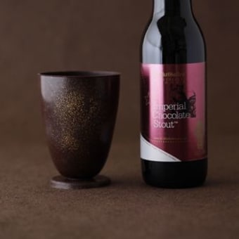 チョコレート製グラス＆チョコビール