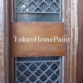 木製玄関ドア塗装　枠の劣化が早い