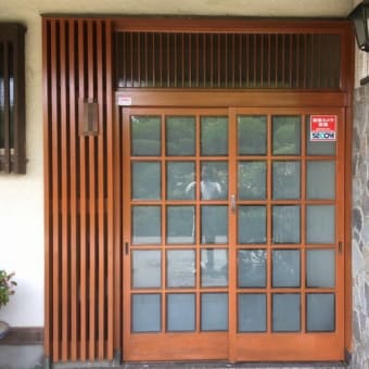 木製門扉の塗替え