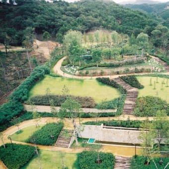 土佐の山間に息づくモネのエスプリ（１）　～　なぜ北川村に「モネの庭」？