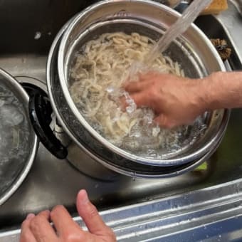 全粒粉入り手打ちうどん頂いてみた