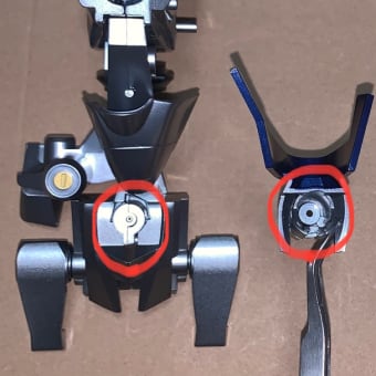 TRANSFORMERS OPTIMUSPRIME 第４号『８ year old’s feet』