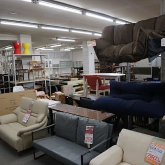 大決算セール開催中【鶴岡市 リサイクルショップ 新品アウトレット家具】