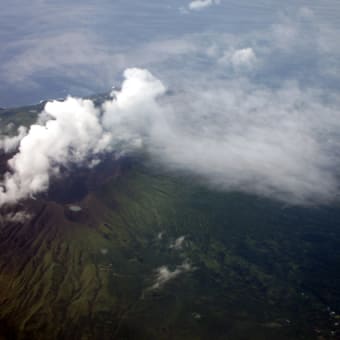 上空からの三宅島