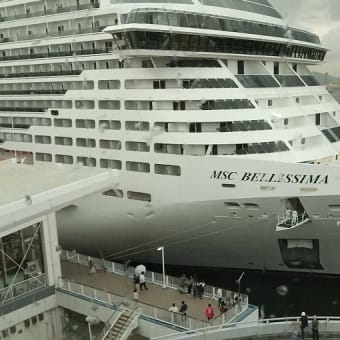 巨大豪華客船　MSCベリッシマ