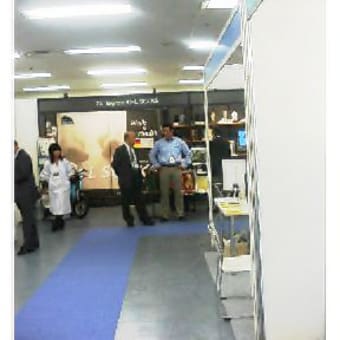 大喜靴店店長の半日。