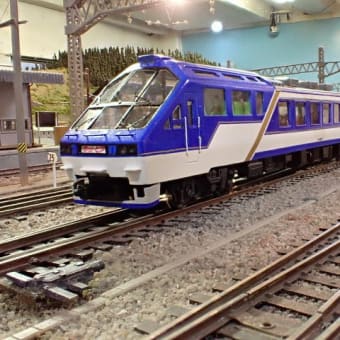 フランス国鉄 CC7100形電気機関車 - こてはし鉄道日記 フランス国鉄 CC7100形電気機関車 - こてはし鉄道日記