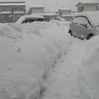 日本海側で再び大雪　猛ふぶきなどに警戒