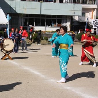 第２回　仁淀川こども祭り＆お国自慢大会 その９・・・手踊り　狩山豊年おどり保存会のみなさん