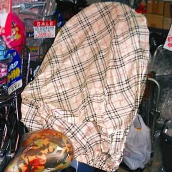 ★リヤチャイルドシートカバー?おしゃれなチェック柄＊入荷しました!!